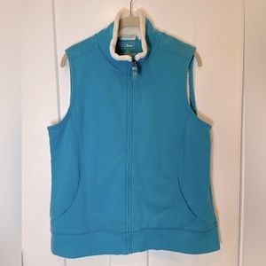 L.L. Bean women’s thick full zip bright blue vest